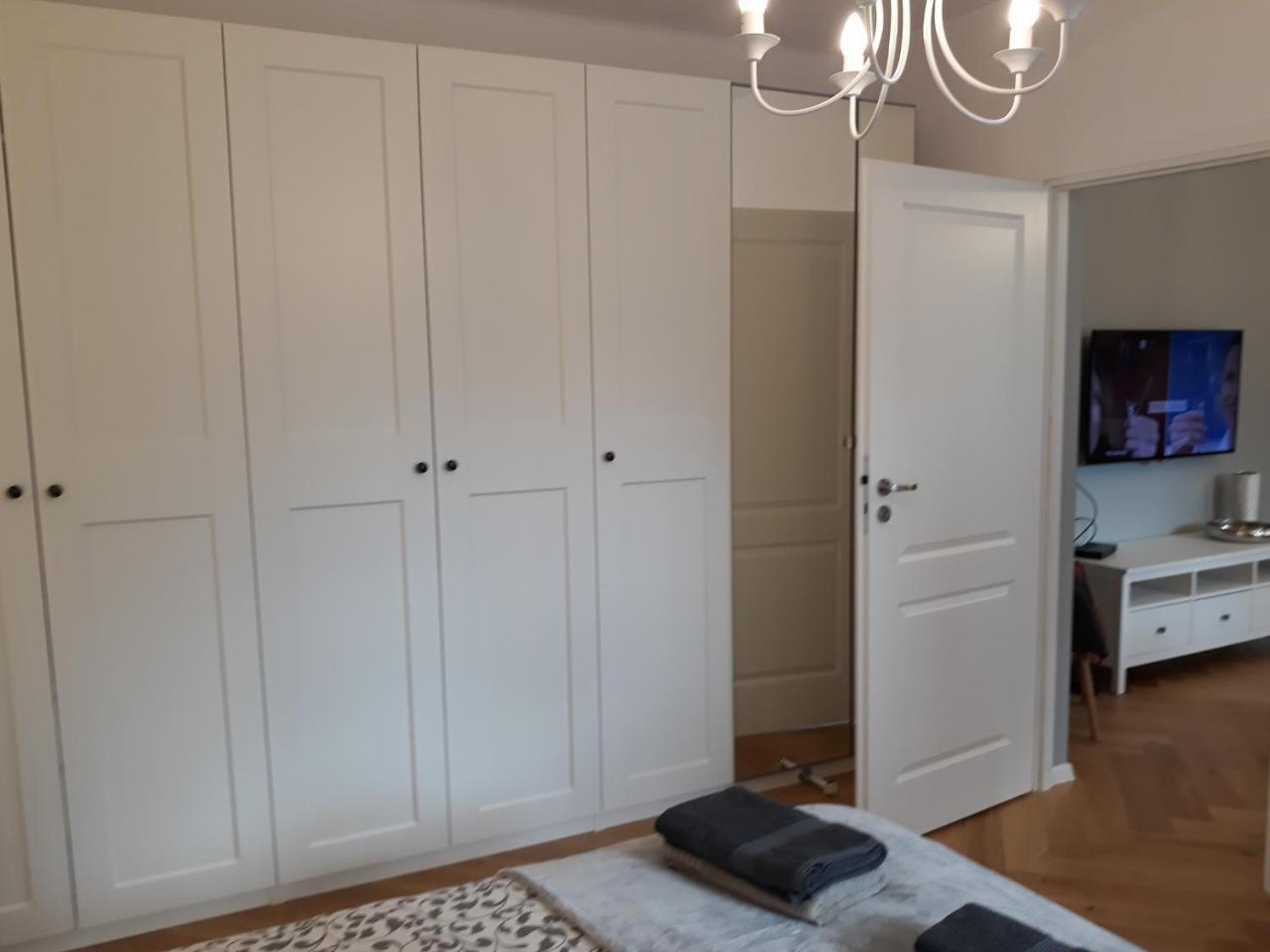 2 Bedroom City Center Apartment Katowice Luaran gambar