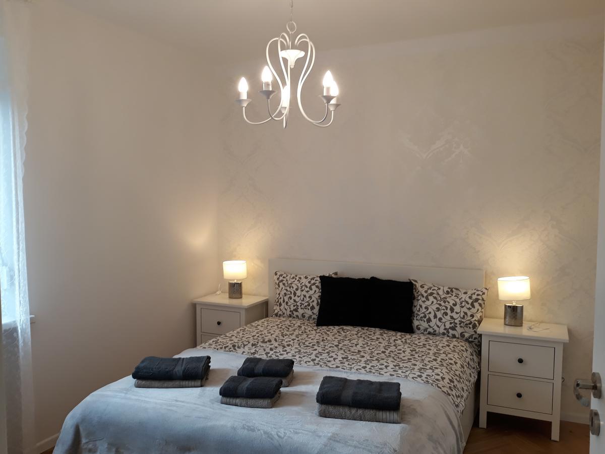 2 Bedroom City Center Apartment Katowice Luaran gambar